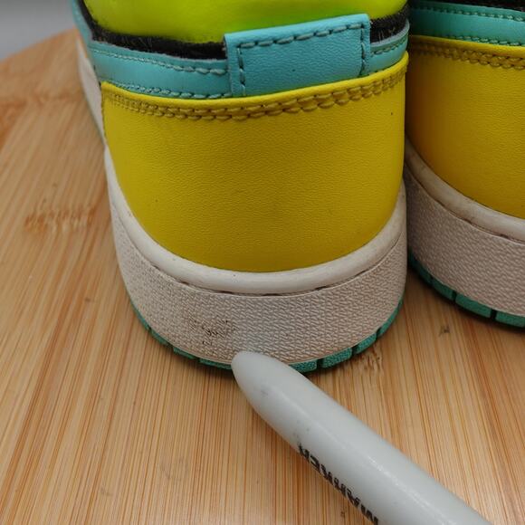 Nike 5.5Y Womens 7 Air Jordan Orange Black Blue Sneakers BQ6931-037 Flaws - Picture 7 of 16